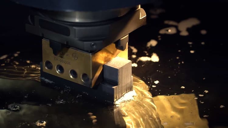 Електроерозійна обробка (EDM) для прес-форм і штампів: що і навіщо